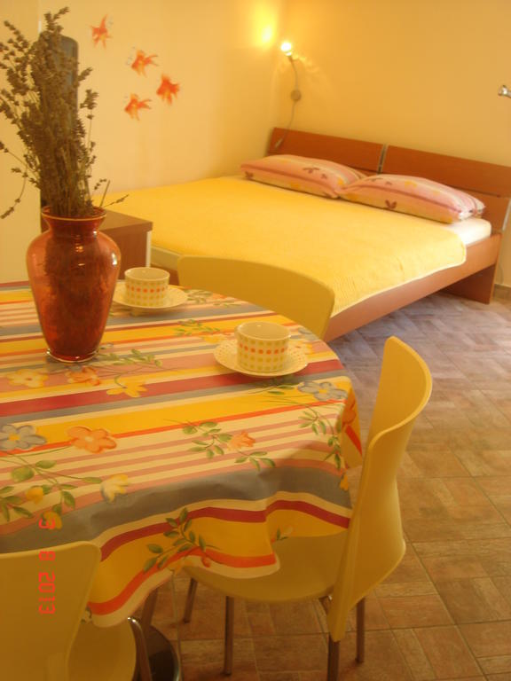 פרימוסטן Apartments Renata חדר תמונה